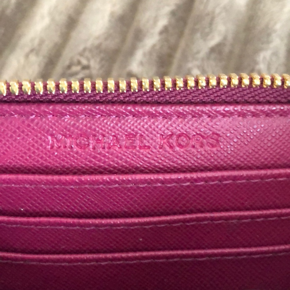 Michael Kors Zip Around Wallet Wristlet - Picture 5 of 6